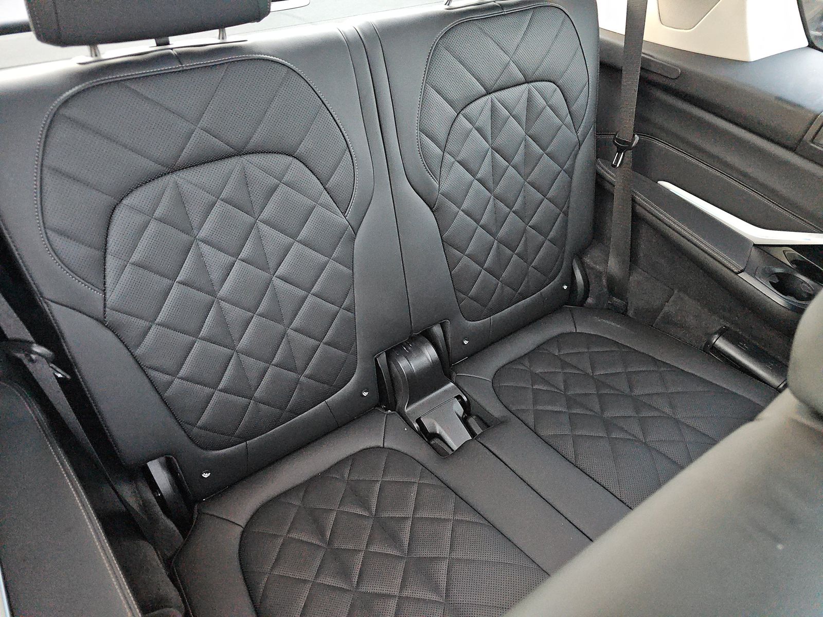 2025 BMW X7 xDrive40i AWD