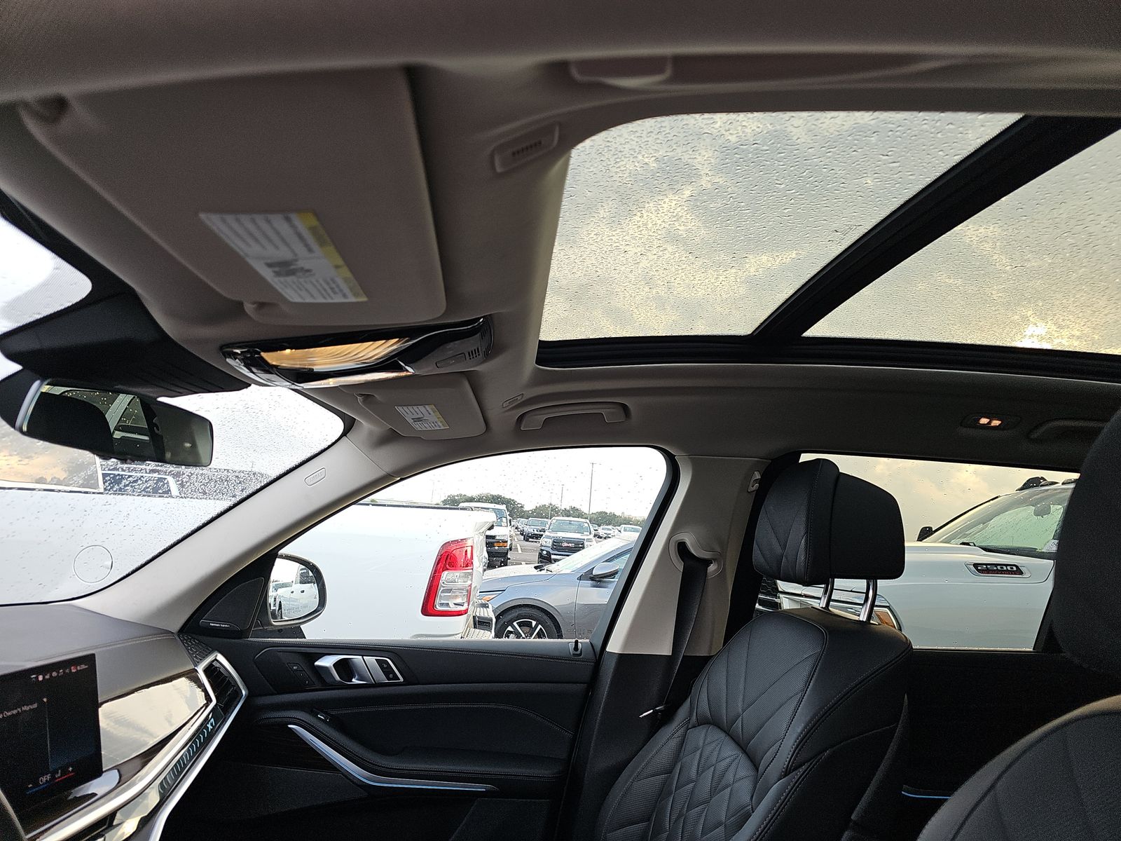 2025 BMW X7 xDrive40i AWD