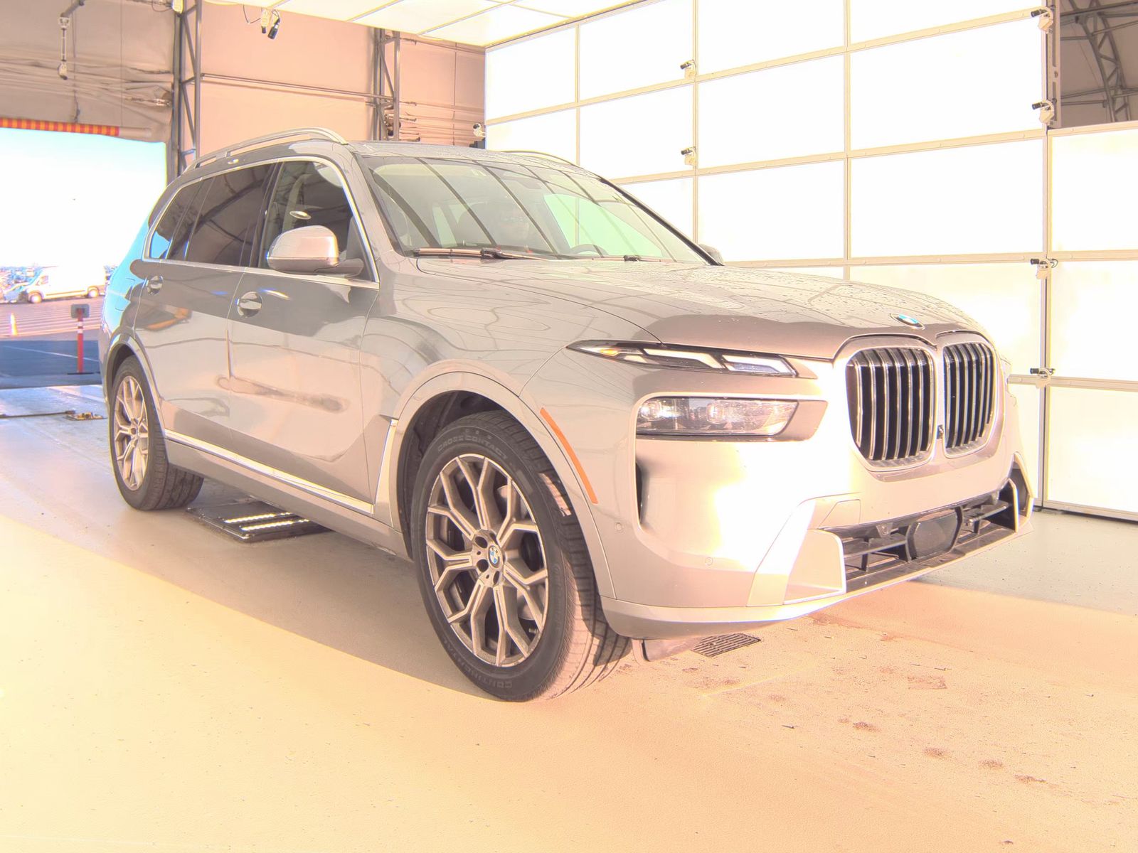 2025 BMW X7 xDrive40i AWD