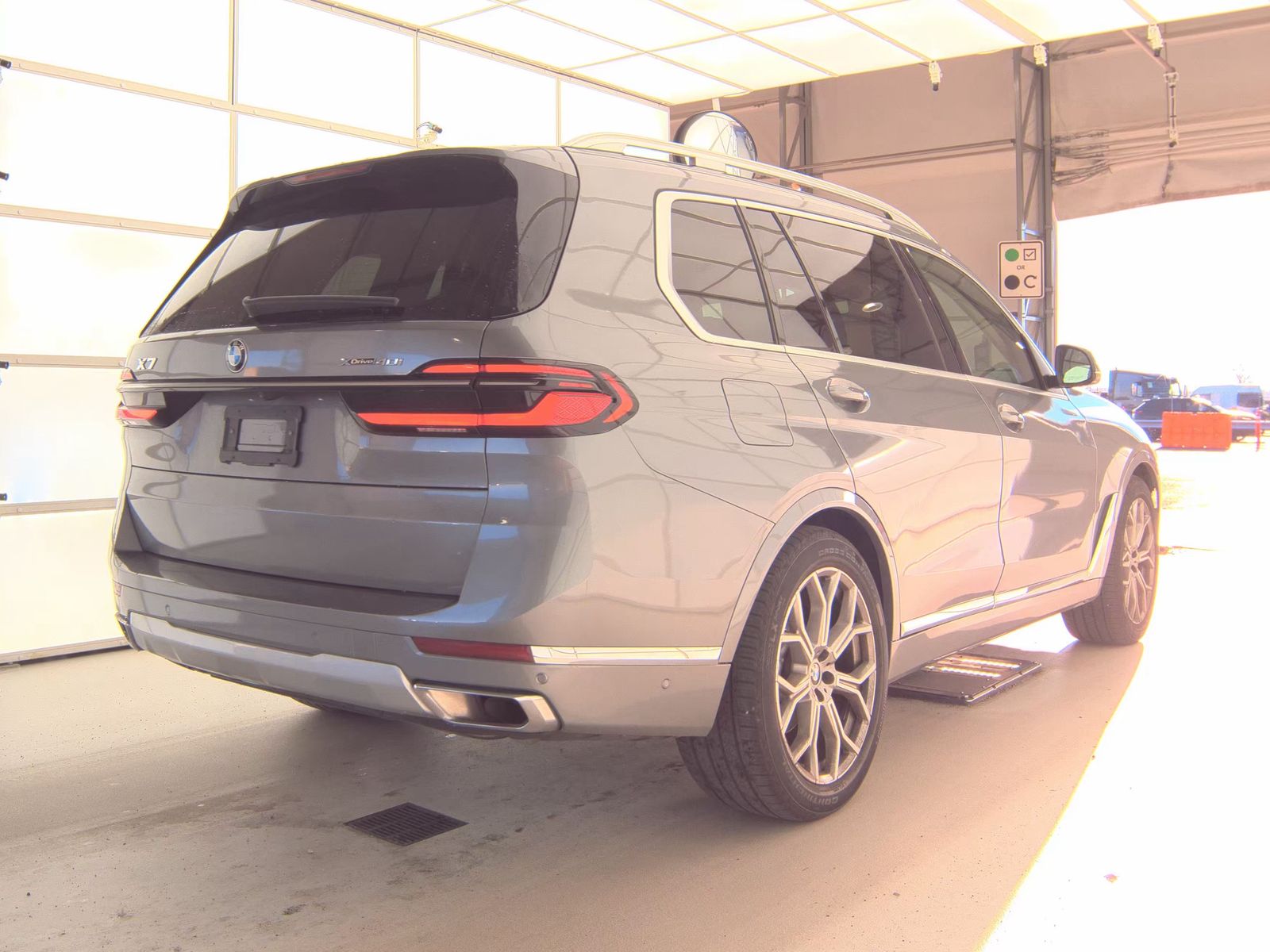 2025 BMW X7 xDrive40i AWD