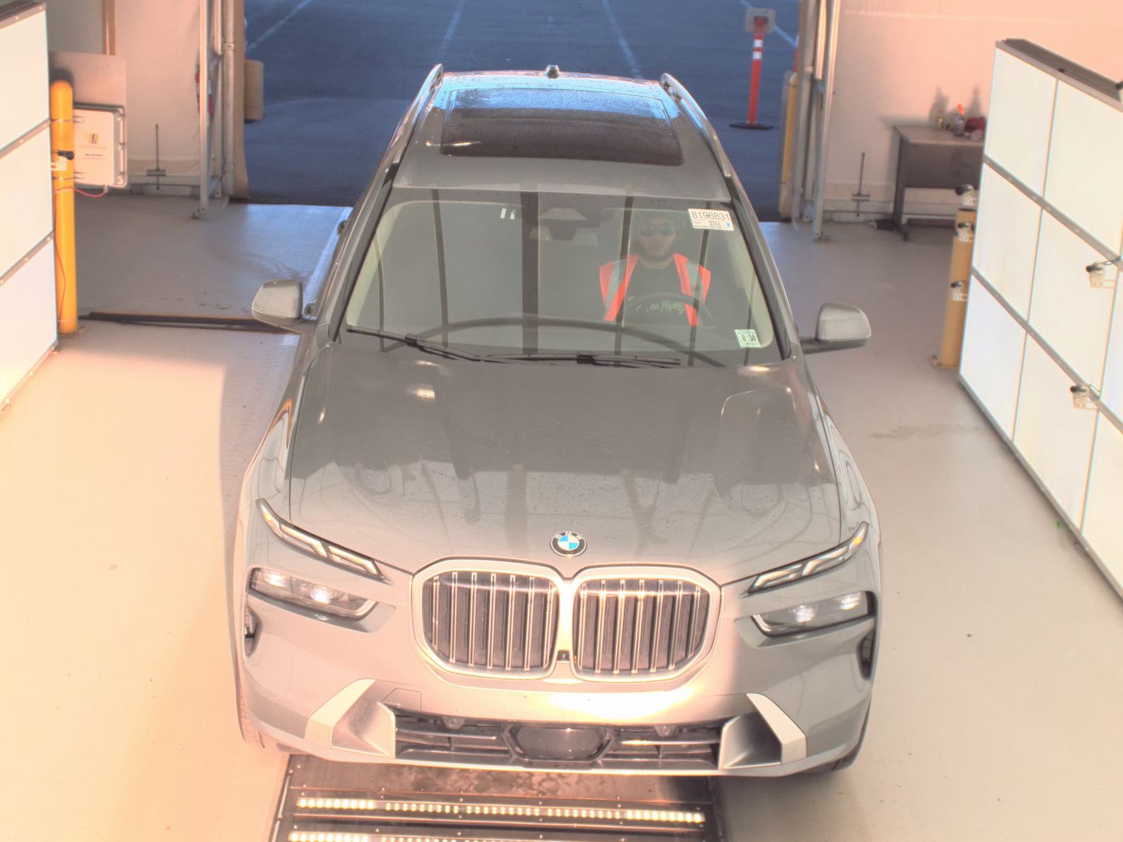 2025 BMW X7 xDrive40i AWD
