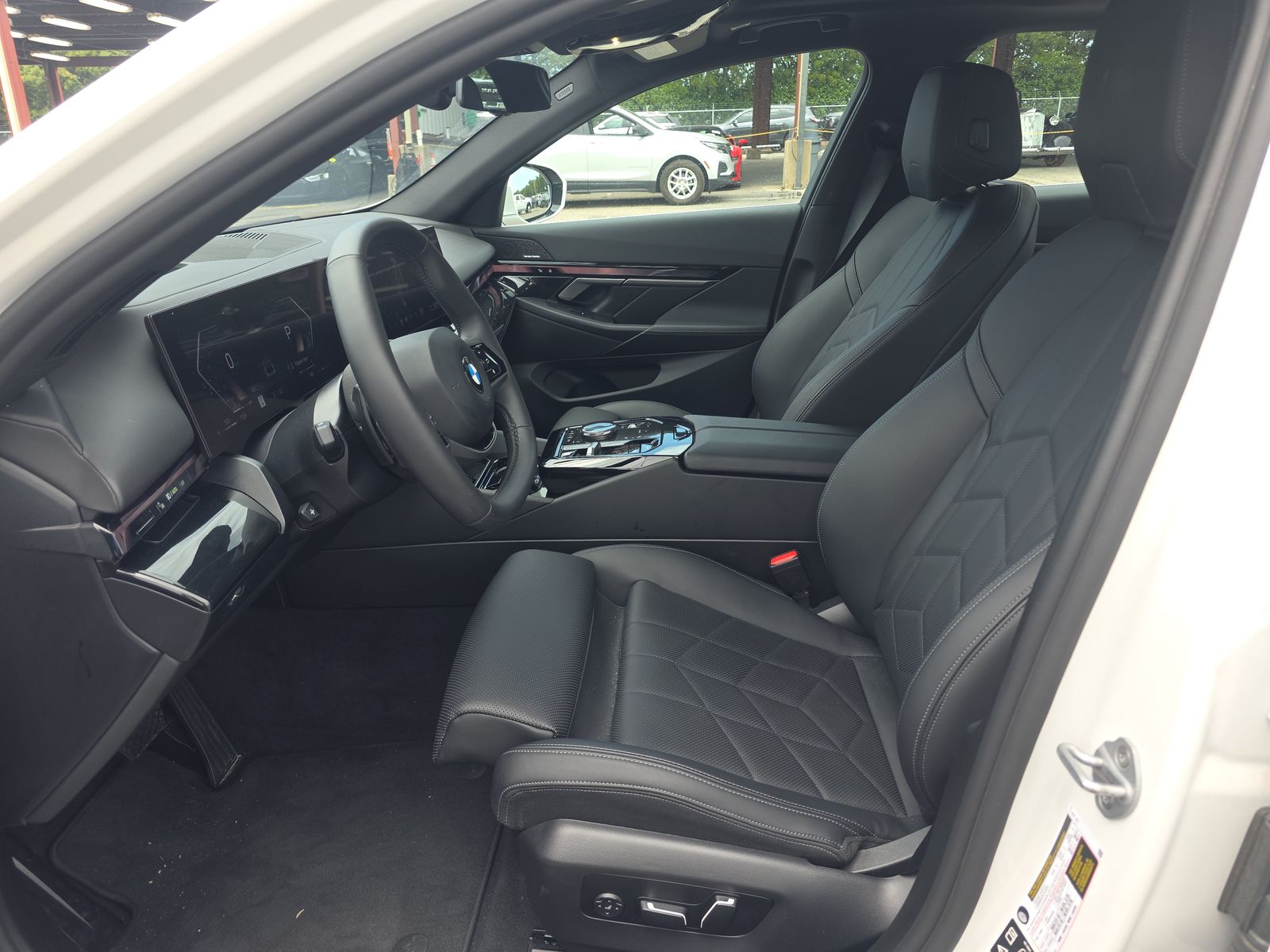 2025 BMW 5 Series 540i xDrive AWD