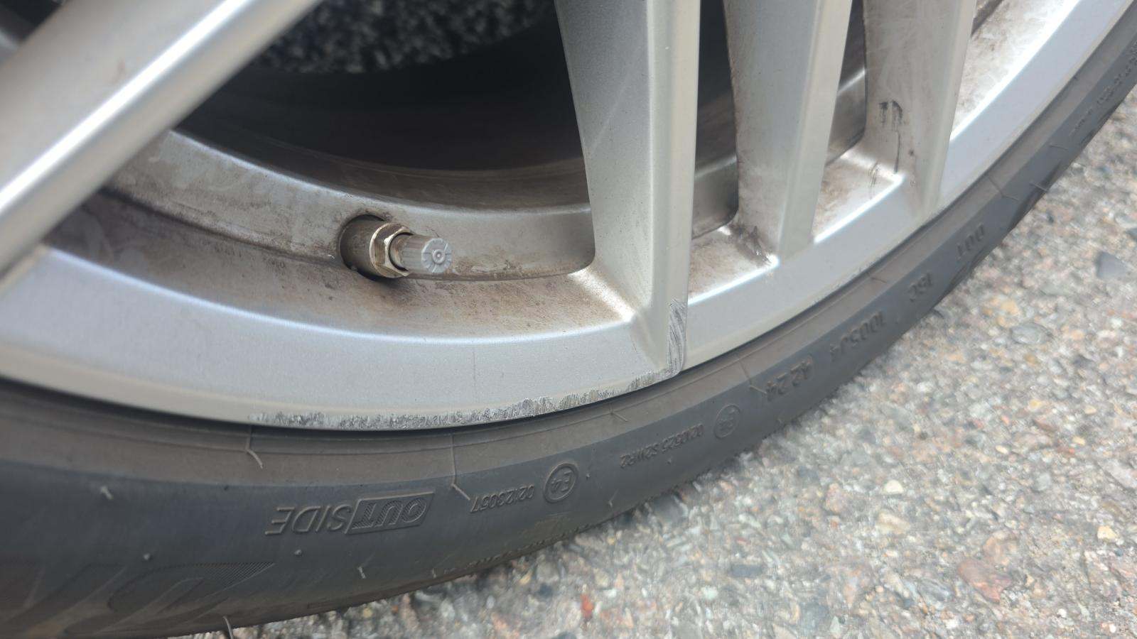 2025 BMW 5 Series 540i xDrive AWD