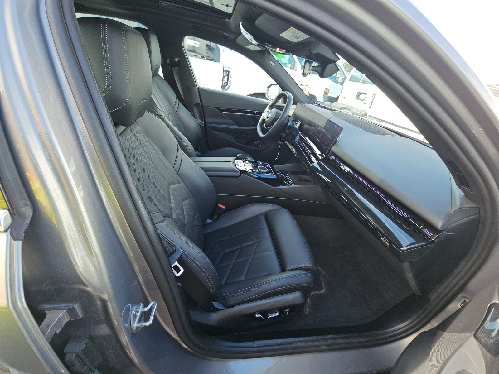 2024 BMW 5 Series 530i RWD