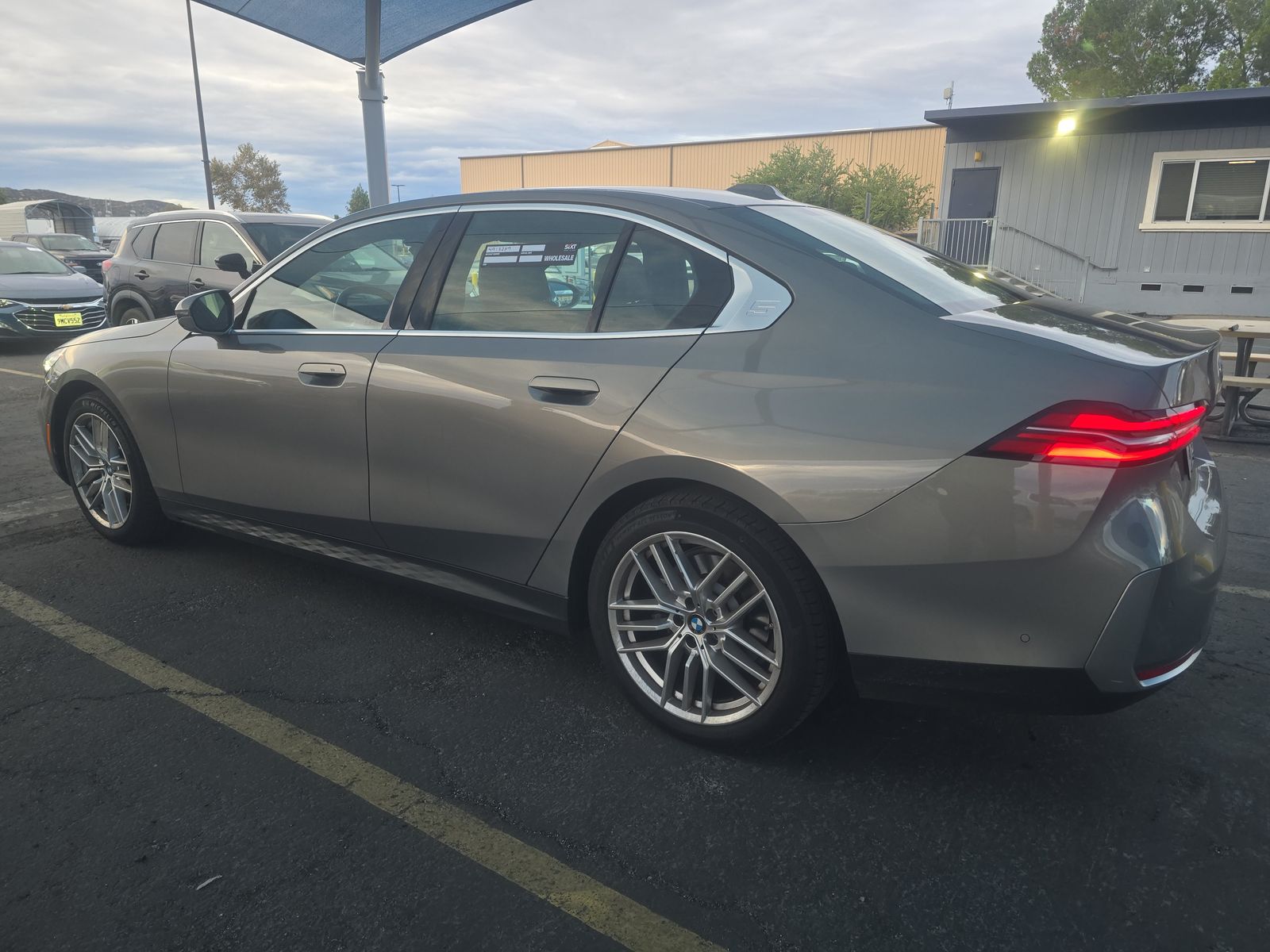 2025 BMW 5 Series 530i RWD