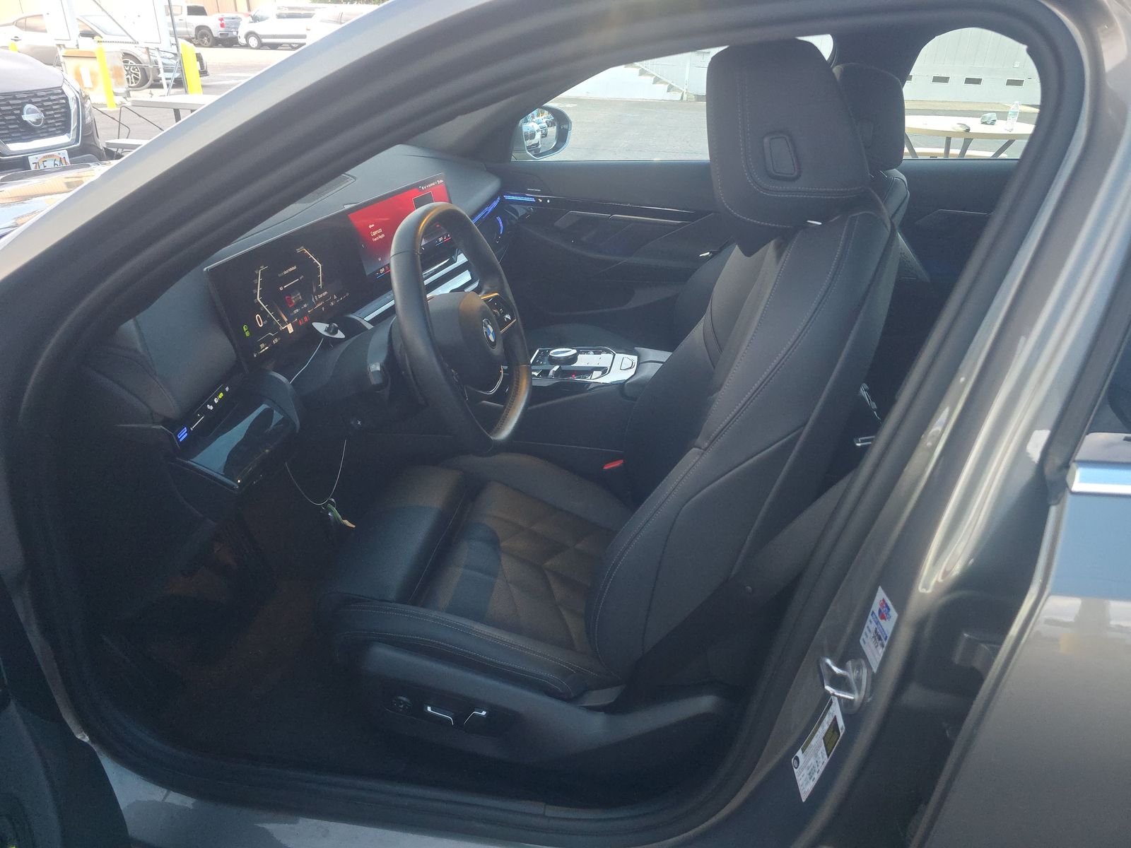 2025 BMW 5 Series 530i RWD