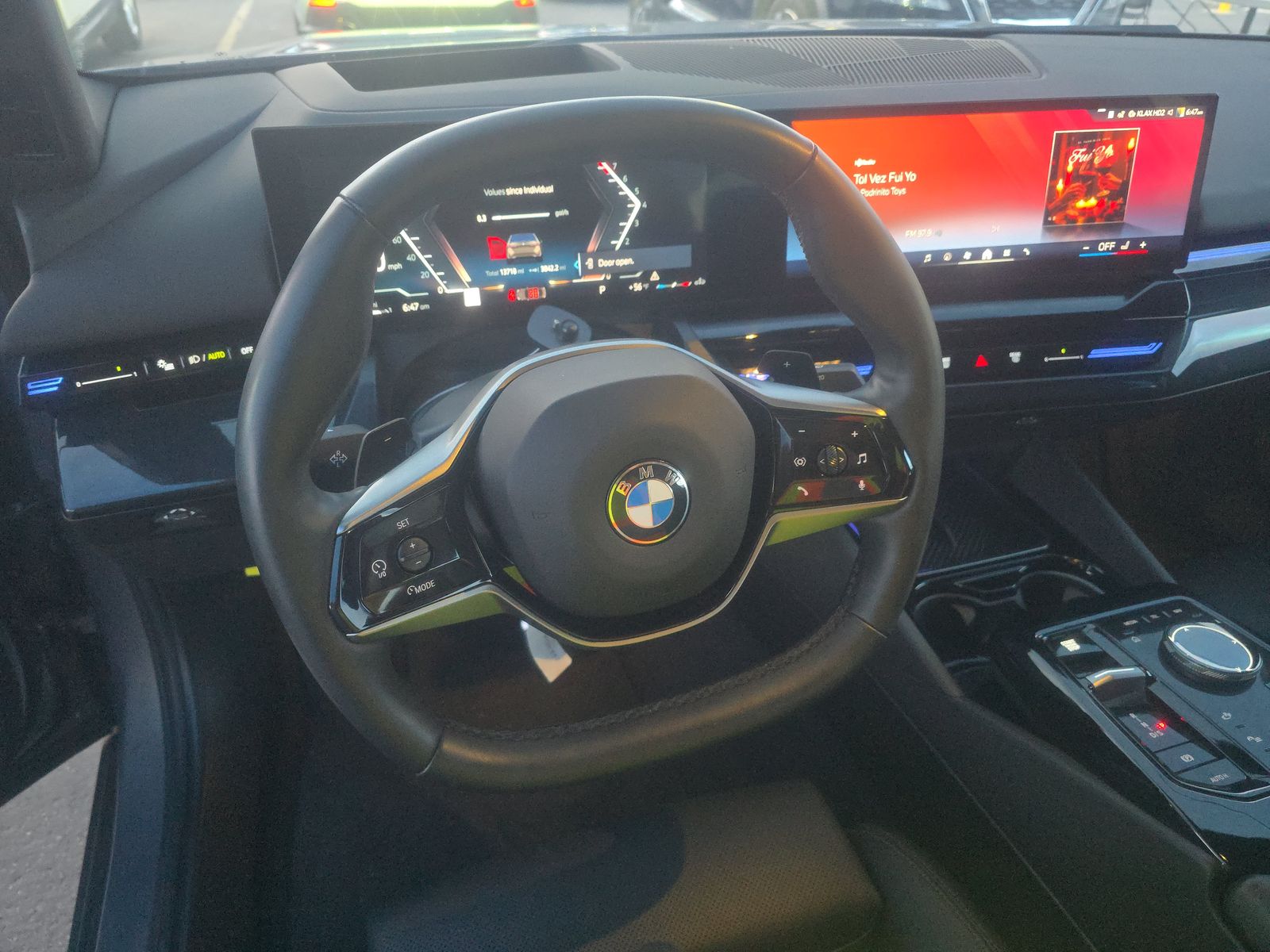 2025 BMW 5 Series 530i RWD