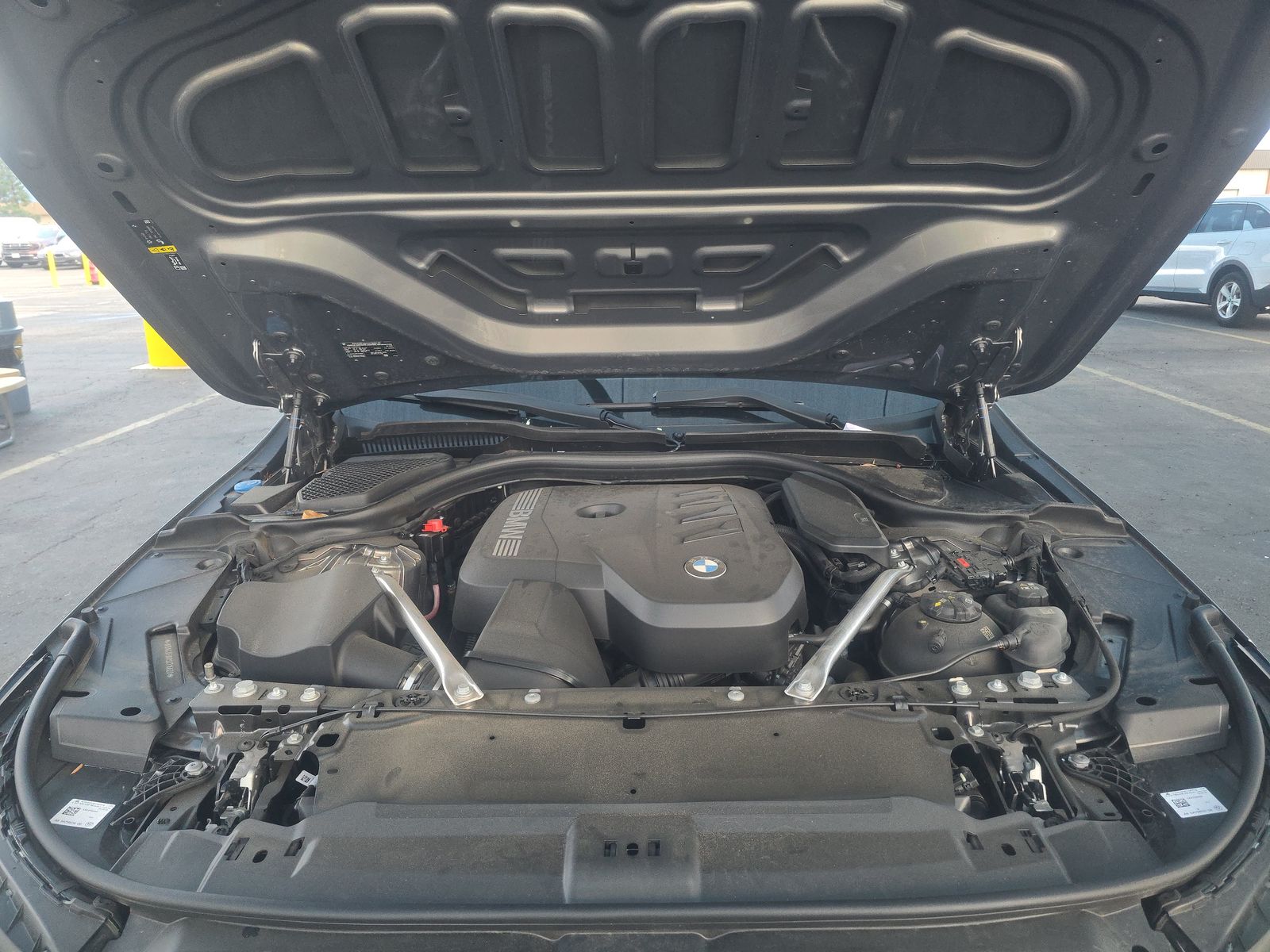 2025 BMW 5 Series 530i RWD