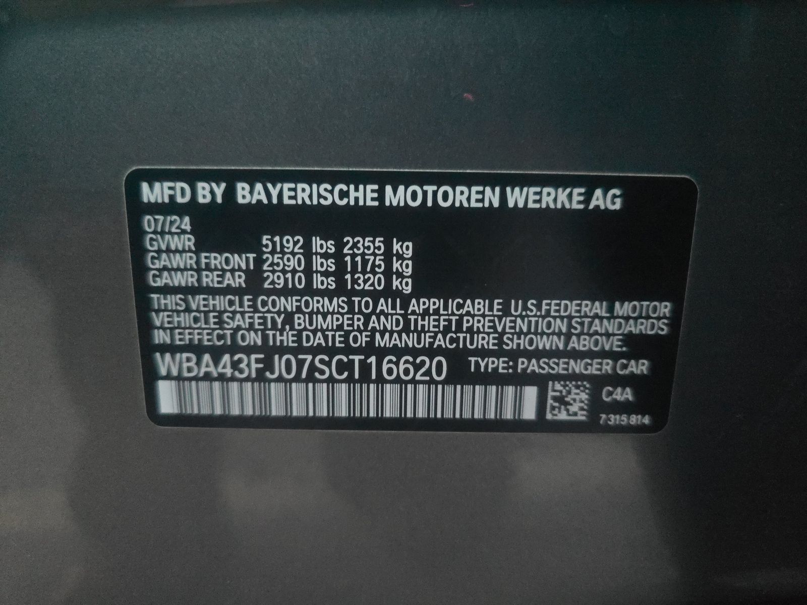 2025 BMW 5 Series 530i RWD