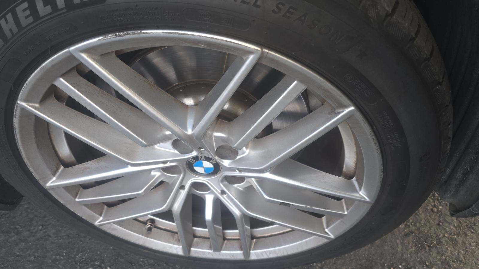 2025 BMW 5 Series 530i RWD