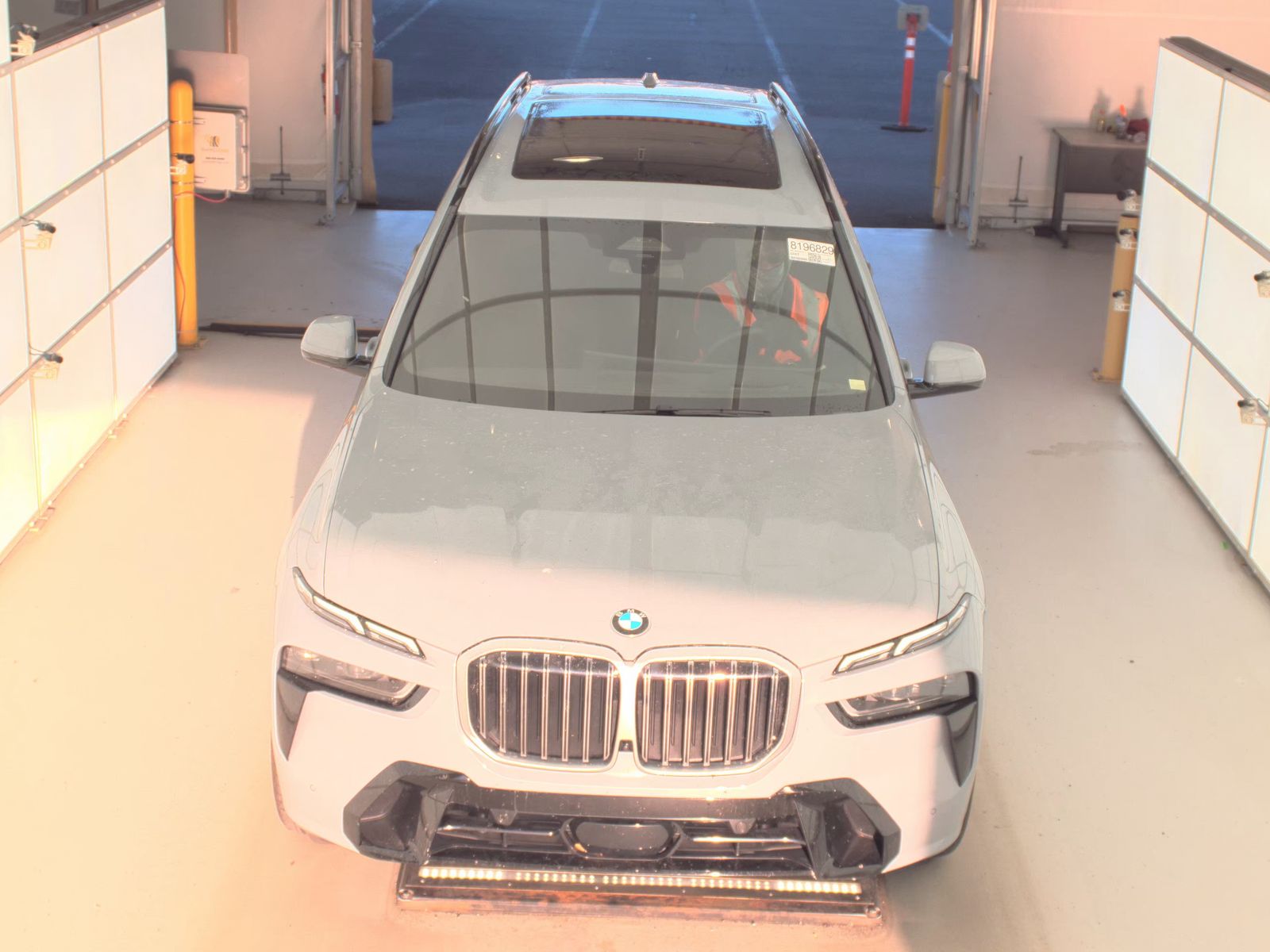 2025 BMW X7 xDrive40i AWD