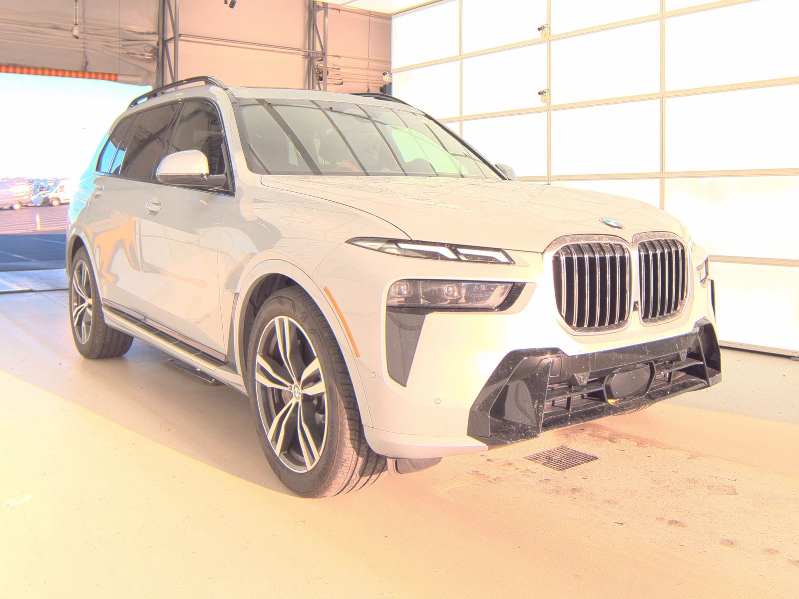 2025 BMW X7 xDrive40i AWD