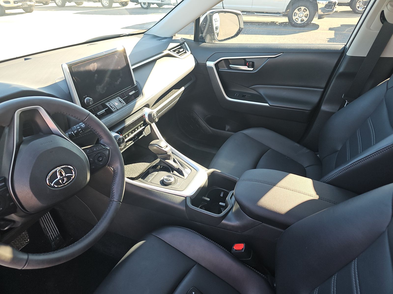 2023 Toyota RAV4 Hybrid XLE Premium AWD