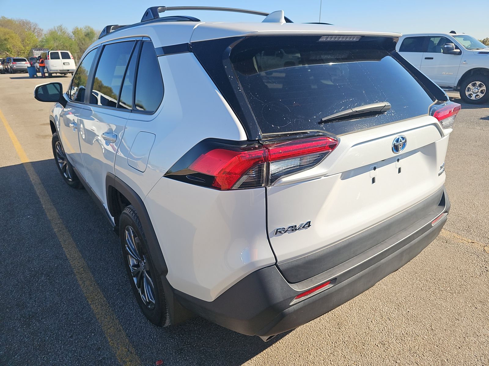 2023 Toyota RAV4 Hybrid XLE Premium AWD