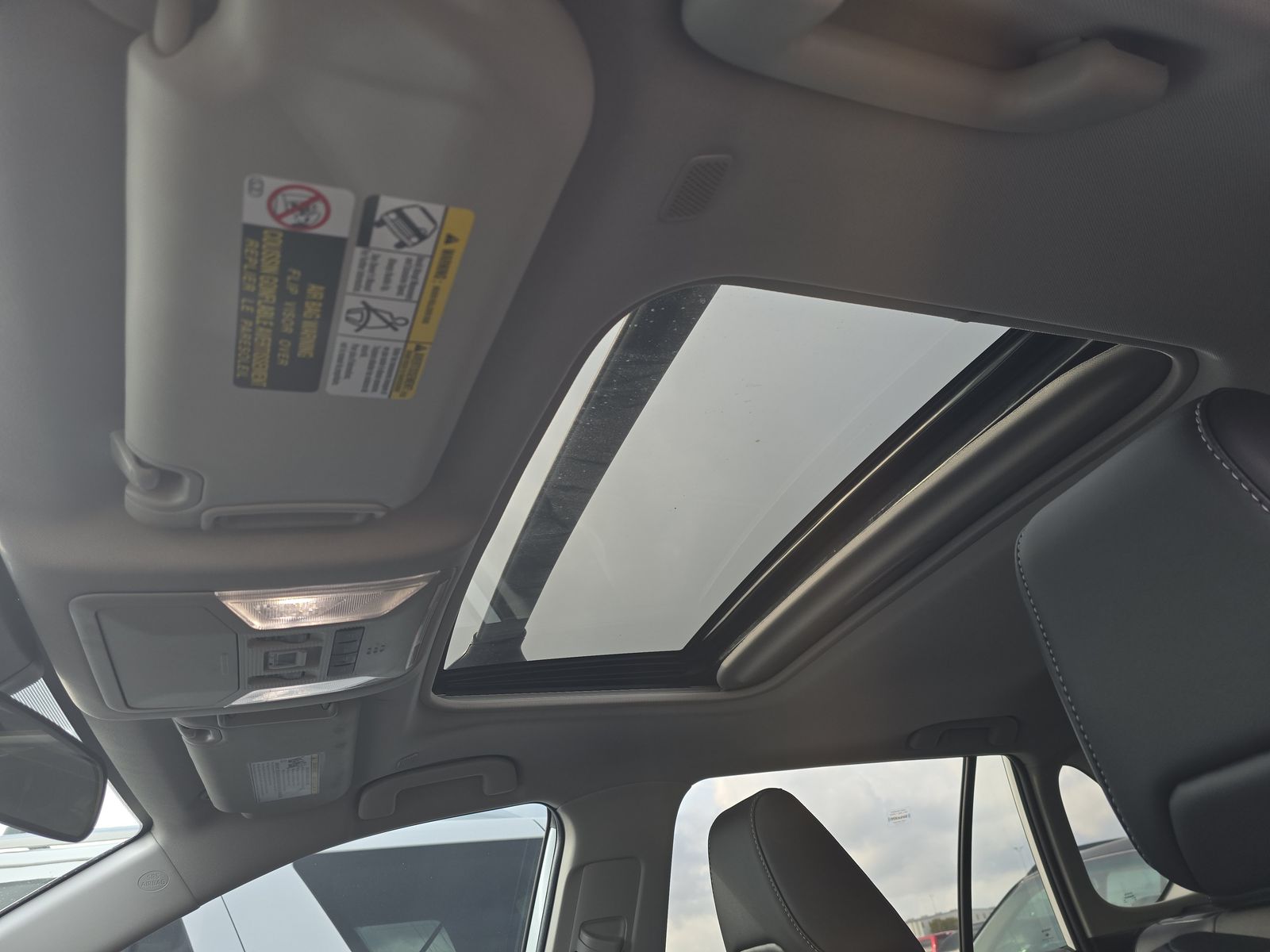 2023 Toyota RAV4 Hybrid XLE Premium AWD