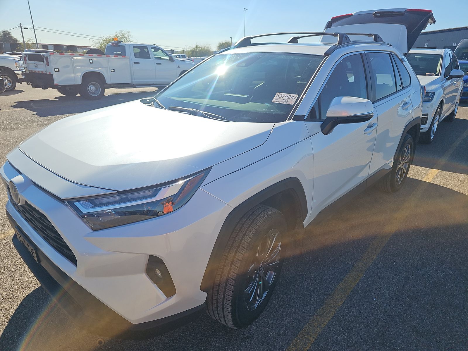 2023 Toyota RAV4 Hybrid XLE Premium AWD