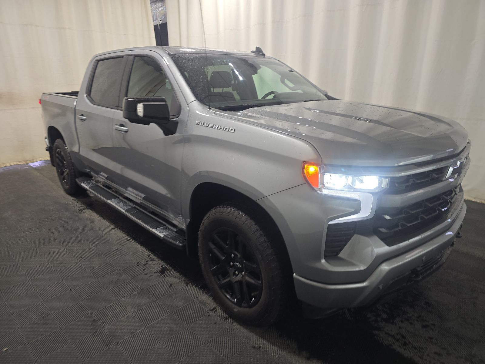 2024 Chevrolet Silverado 1500 RST AWD