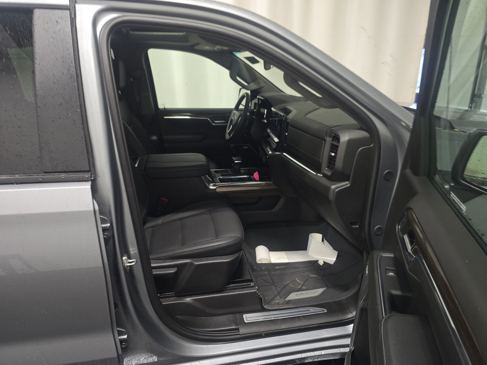 2024 Chevrolet Silverado 1500 RST AWD