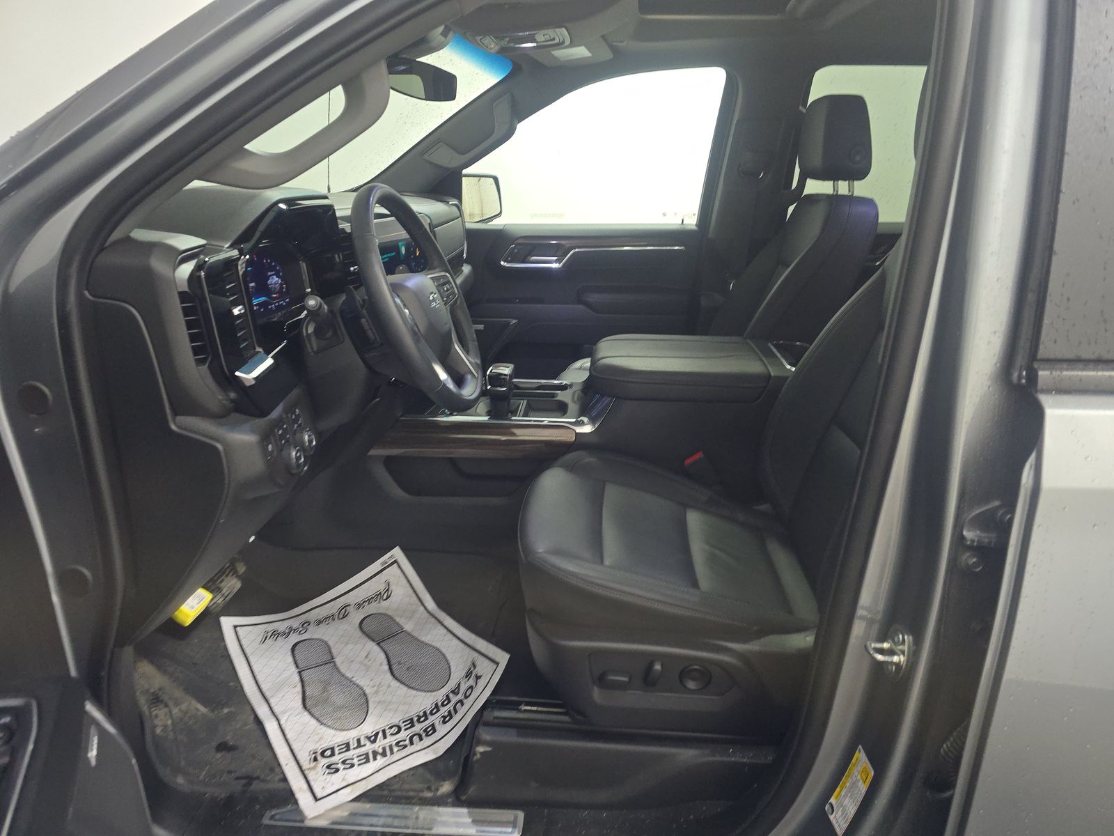 2024 Chevrolet Silverado 1500 RST AWD