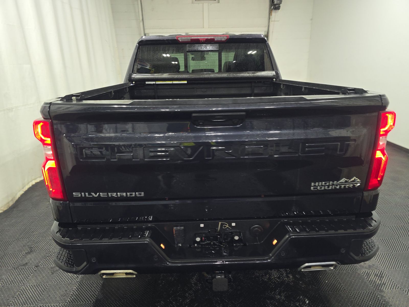 2022 Chevrolet Silverado 1500 High Country AWD