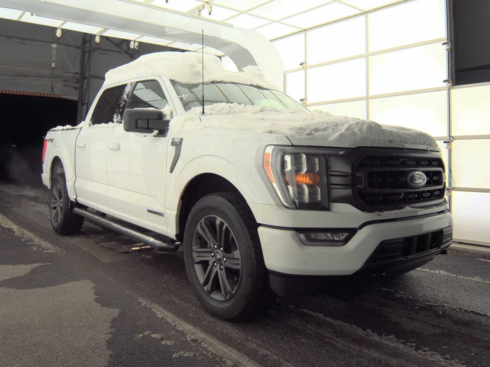 2023 Ford F-150 Hybrid XLT AWD