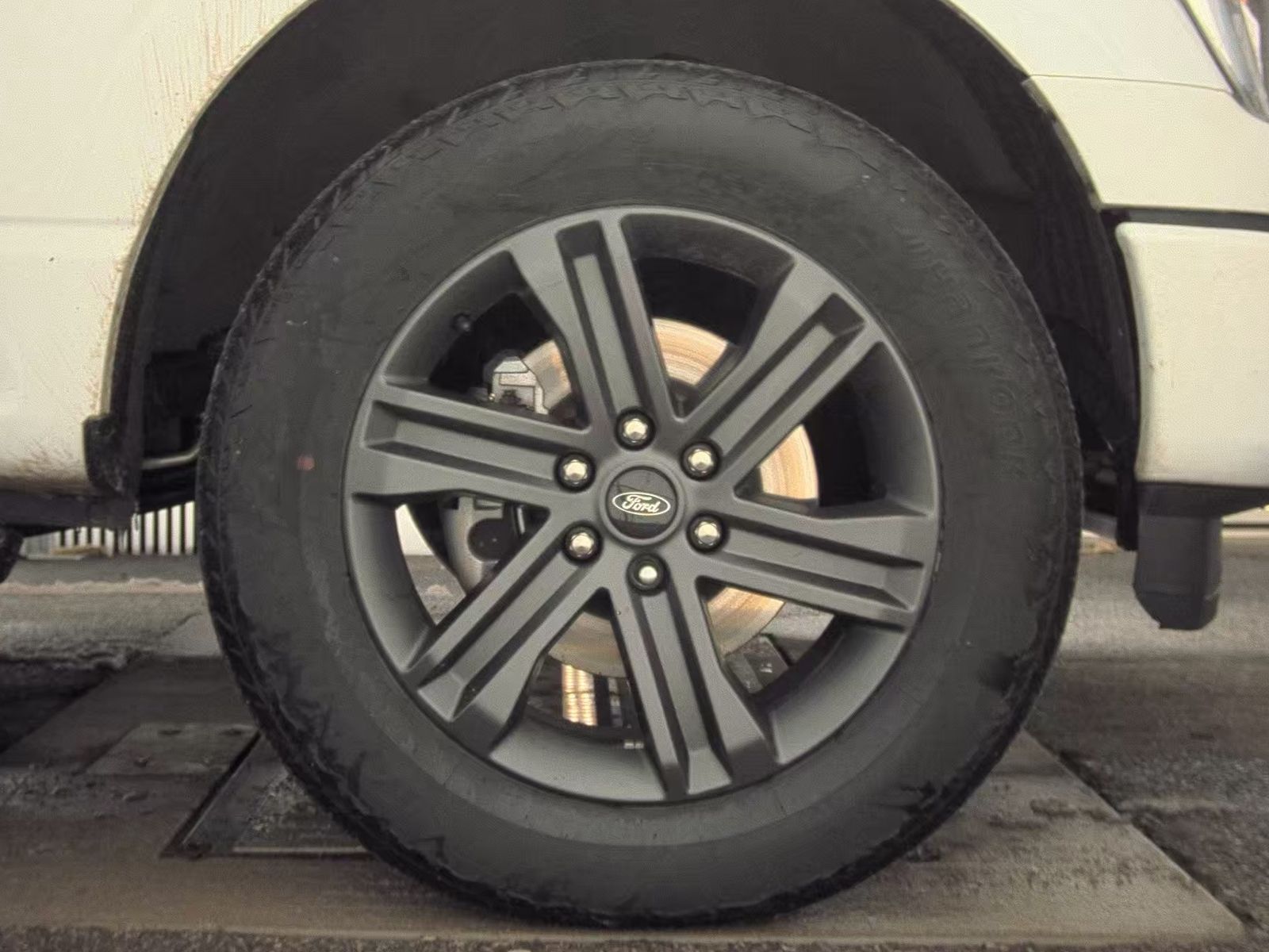 2023 Ford F-150 Hybrid XLT AWD