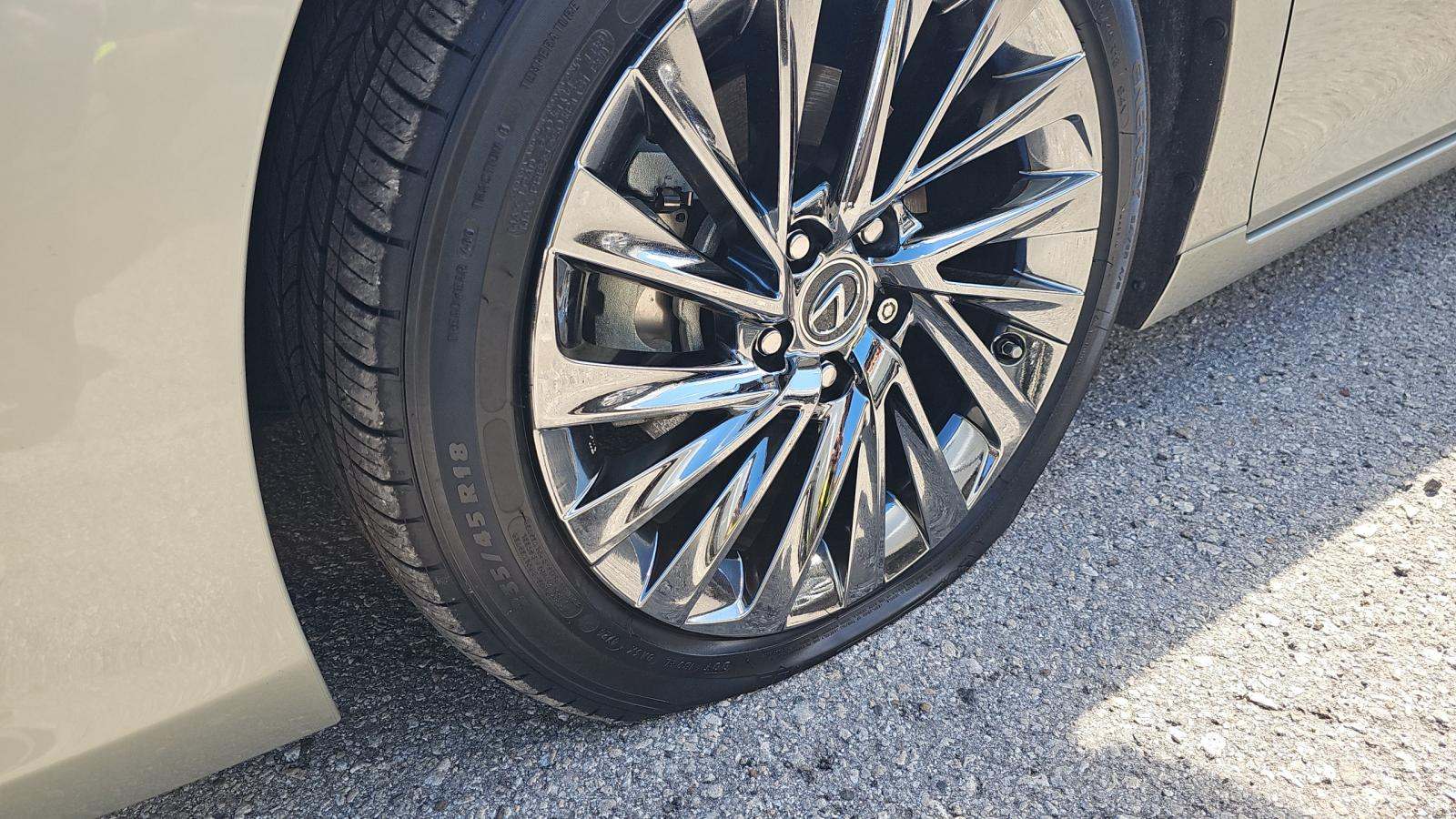 2025 Lexus ES ES 300h Luxury FWD