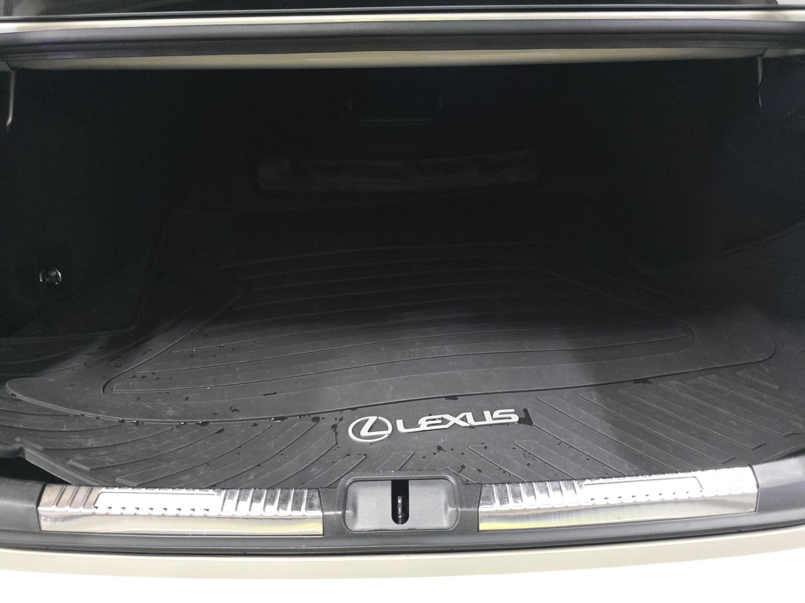 2025 Lexus ES ES 300h Luxury FWD