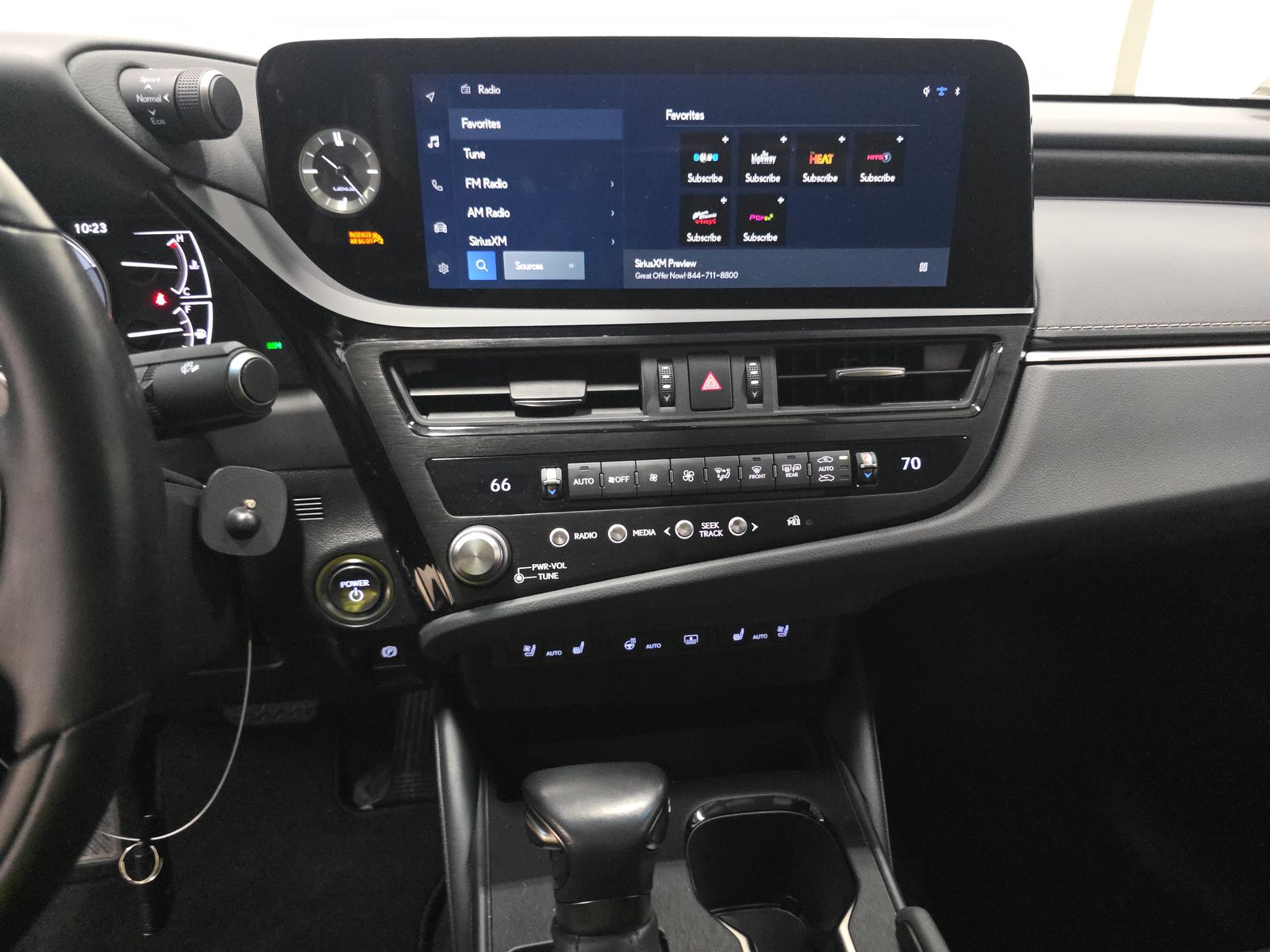 2025 Lexus ES ES 300h Luxury FWD