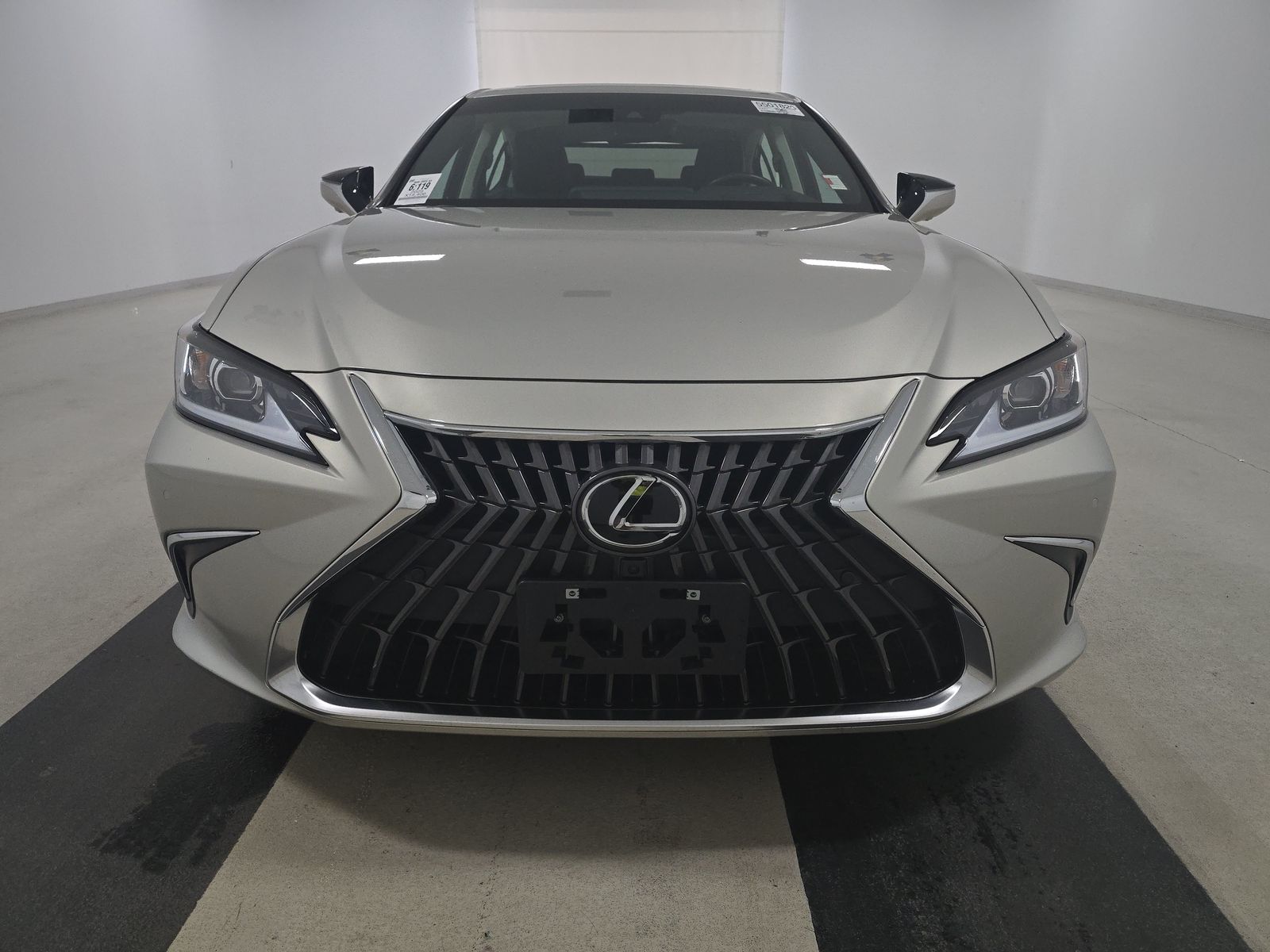 2025 Lexus ES ES 300h Luxury FWD