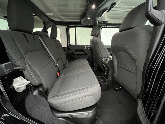 2024 Jeep Wrangler 4xe Sahara AWD