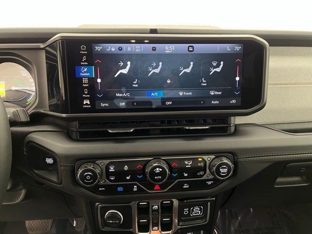 2024 Jeep Wrangler 4xe Sahara AWD