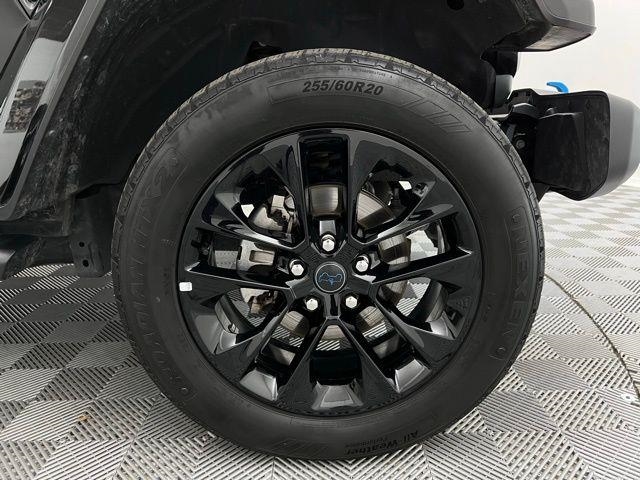 2024 Jeep Wrangler 4xe Sahara AWD