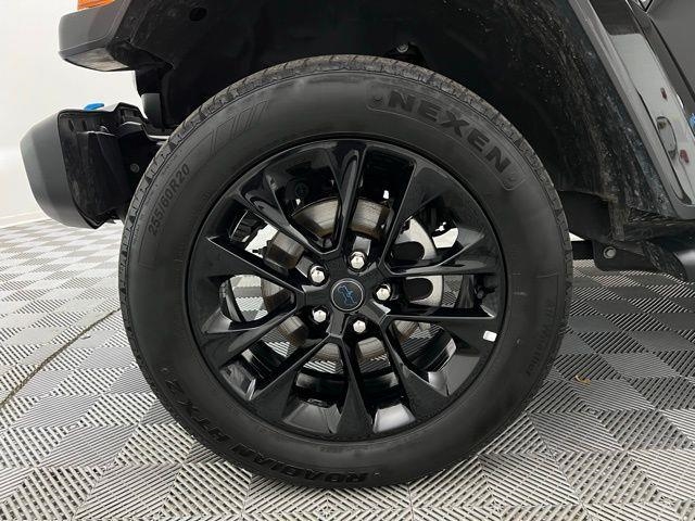 2024 Jeep Wrangler 4xe Sahara AWD