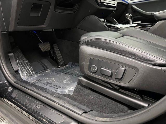 2024 BMW X4 xDrive30i AWD