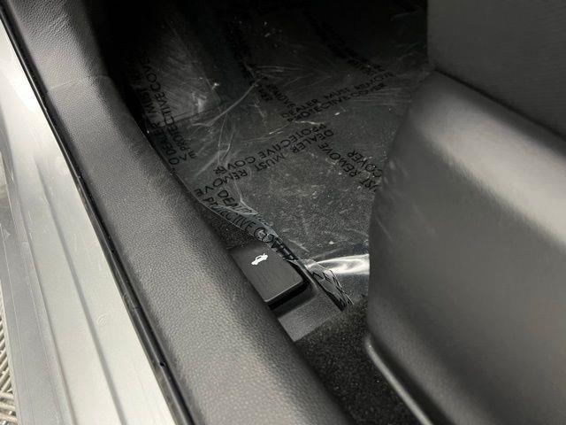 2025 Toyota Corolla Hybrid LE FWD