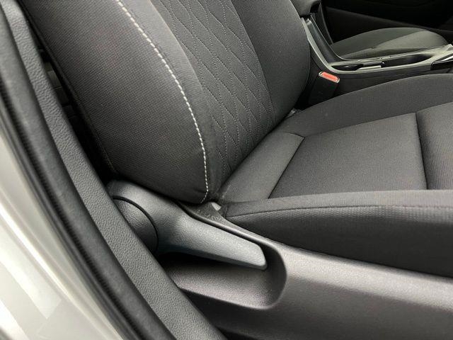 2025 Toyota Corolla Hybrid LE FWD