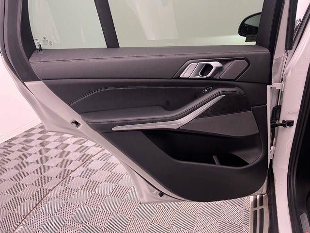 2024 BMW X5 xDrive40i AWD