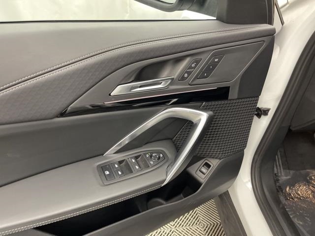 2025 BMW X2 xDrive28i AWD