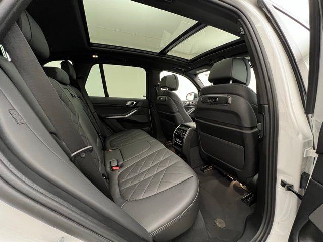 2024 BMW X5 xDrive40i AWD