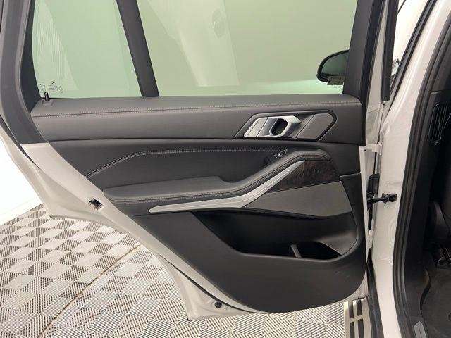 2024 BMW X5 xDrive40i AWD