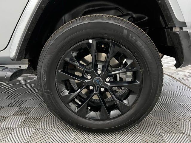 2024 Jeep Wrangler 4xe Sahara AWD