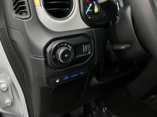 2024 Jeep Wrangler 4xe Sahara AWD