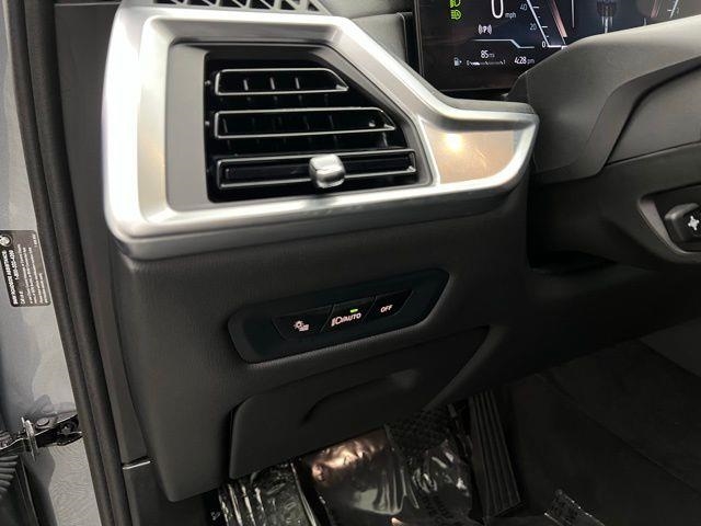 2024 BMW X5 xDrive40i AWD