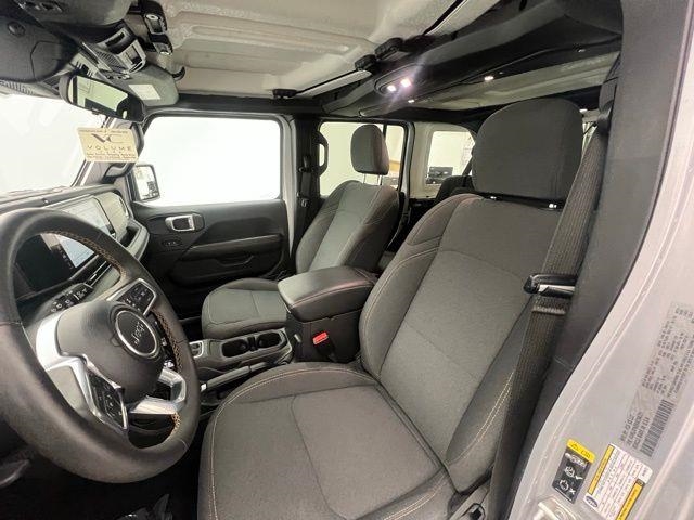 2024 Jeep Wrangler 4xe Sahara AWD