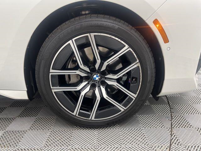 2025 BMW 7 Series 740i xDrive AWD