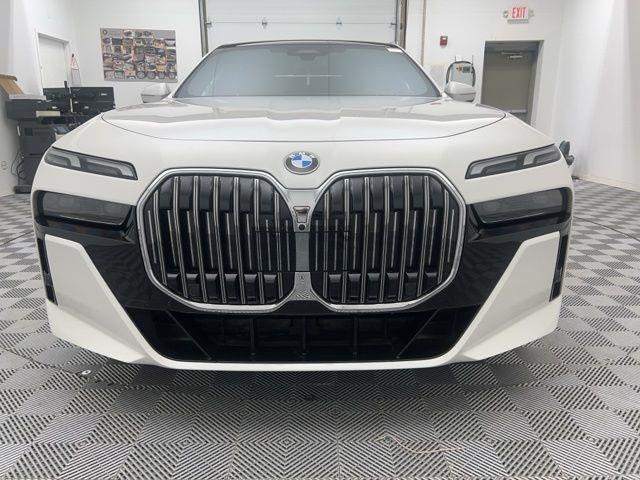 2025 BMW 7 Series 740i xDrive AWD