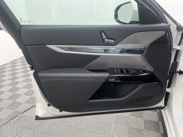 2025 BMW 7 Series 740i xDrive AWD