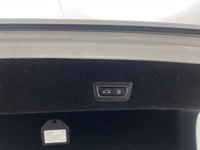 2025 BMW 7 Series 740i xDrive AWD