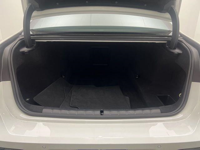 2025 BMW 7 Series 740i xDrive AWD